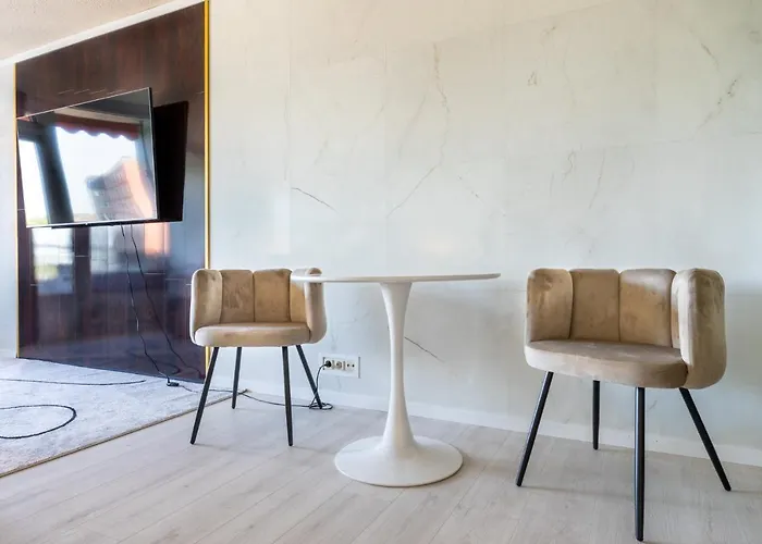 Gelsendesign III - Netflix I Balkon I Zentral